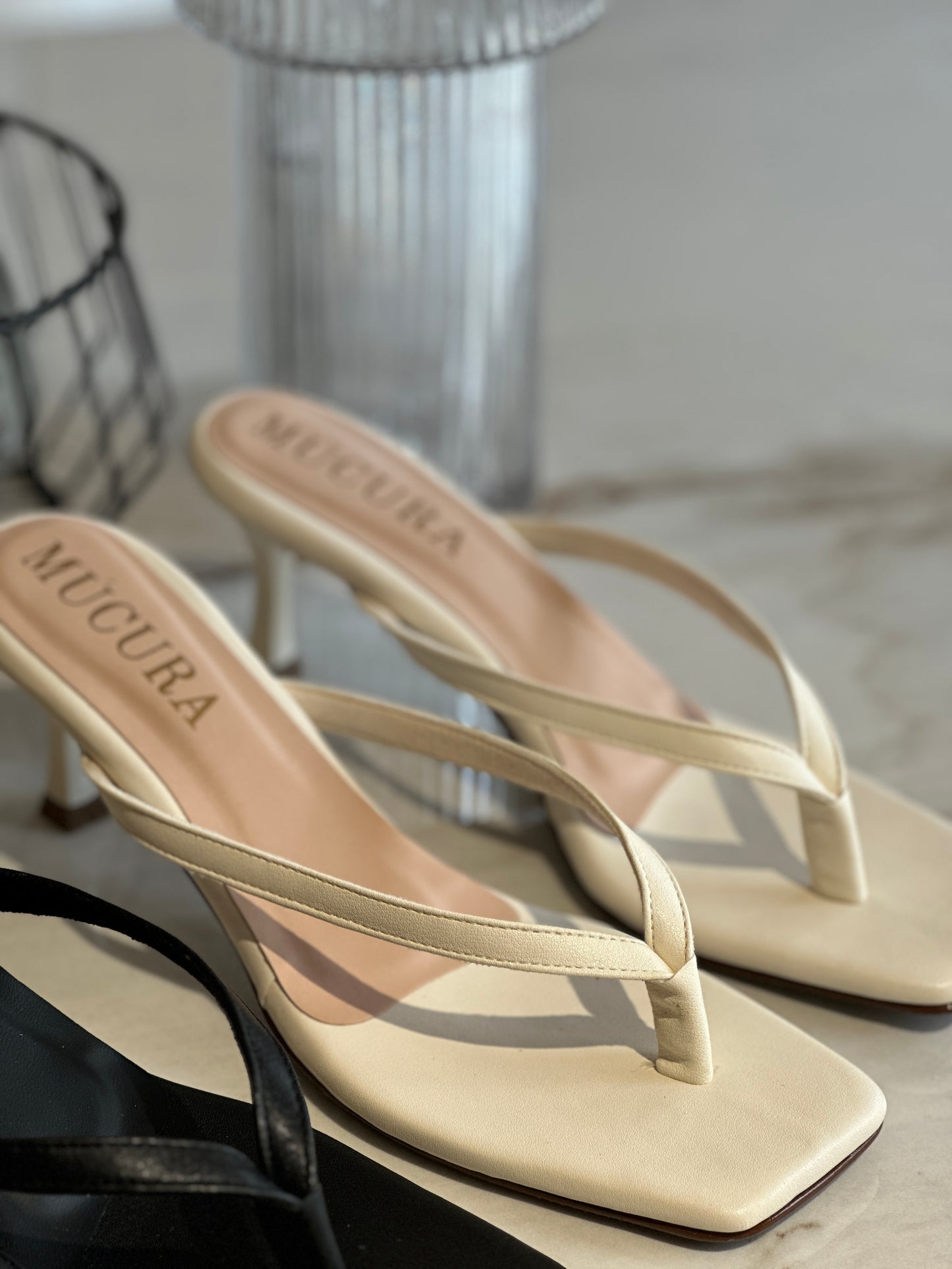 TACONES CAPRI EN TALCO