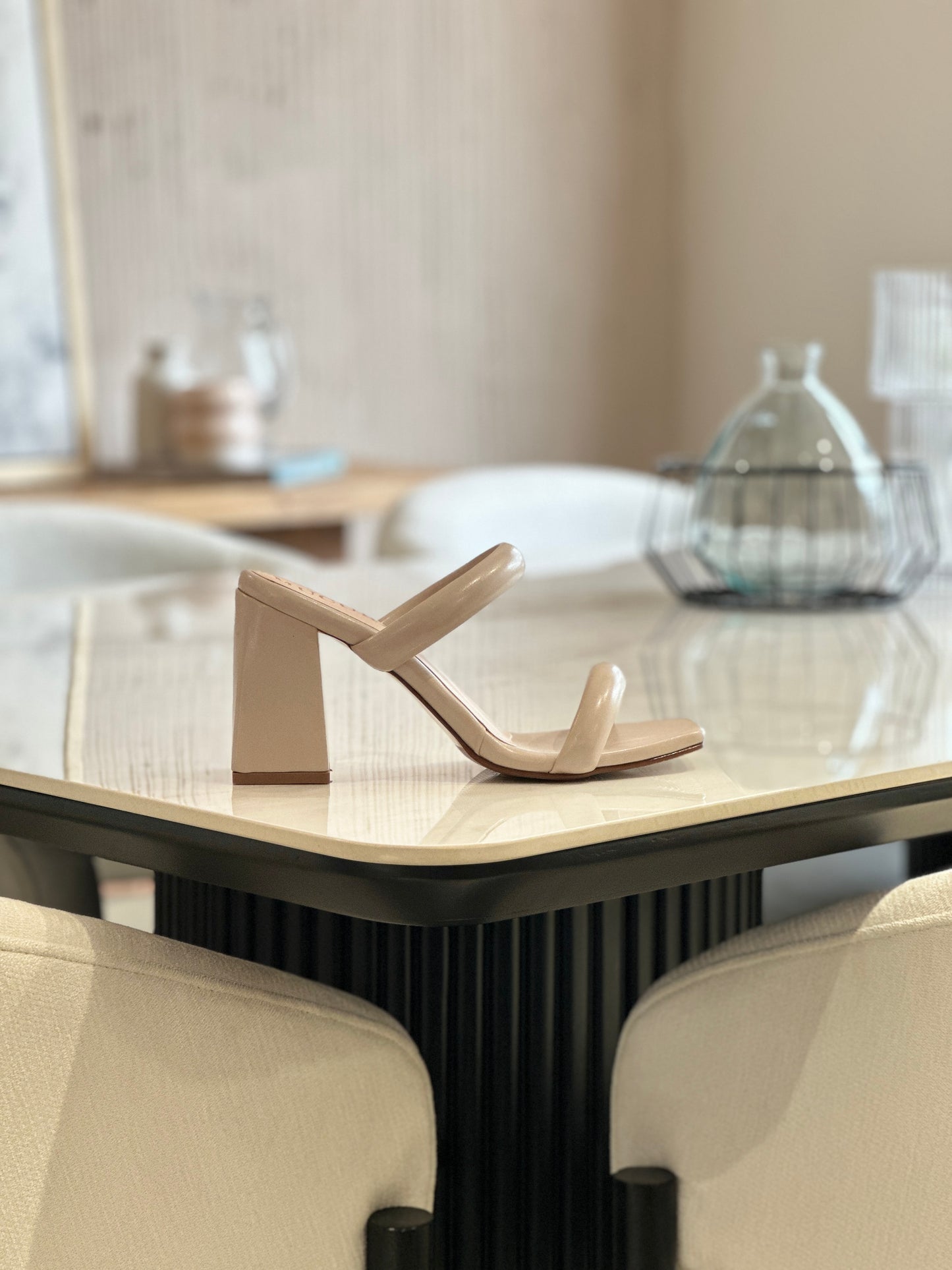 TACONES SANTORINI EN ARENA
