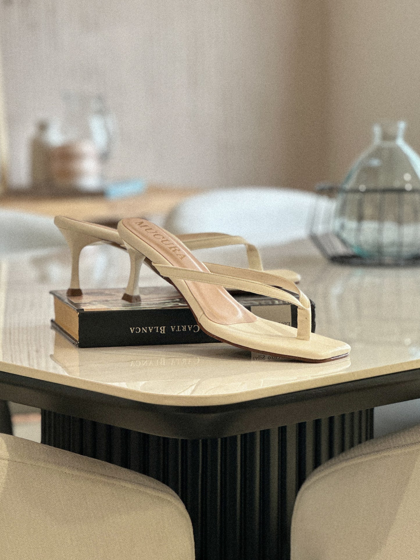 TACONES CAPRI EN TALCO