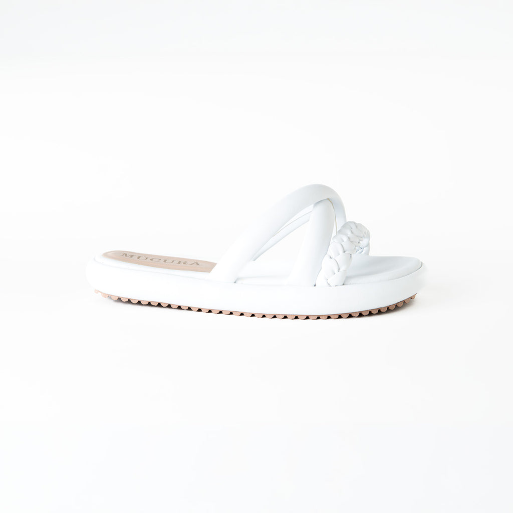 MOCHA EN BLANCO