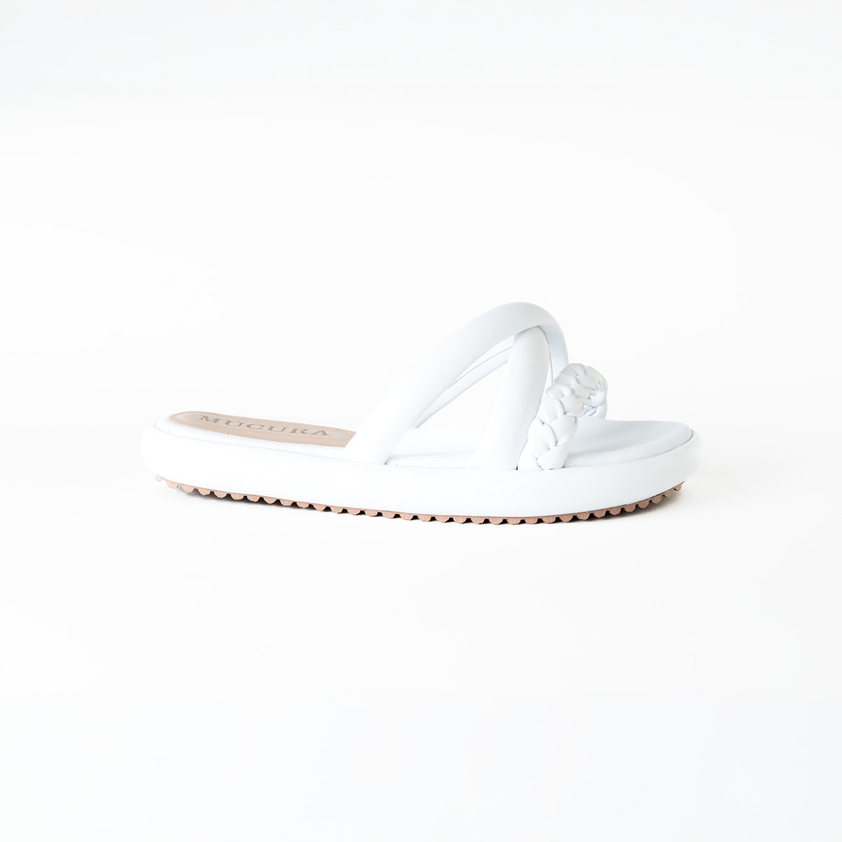 MOCHA EN BLANCO