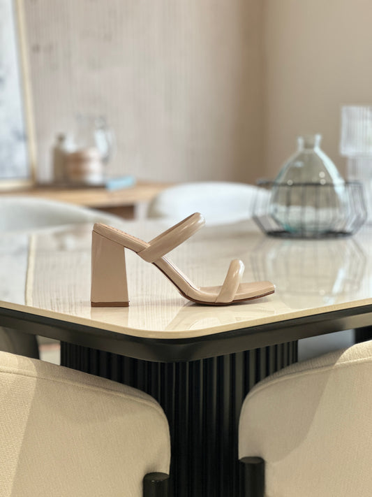 TACONES SANTORINI EN ARENA