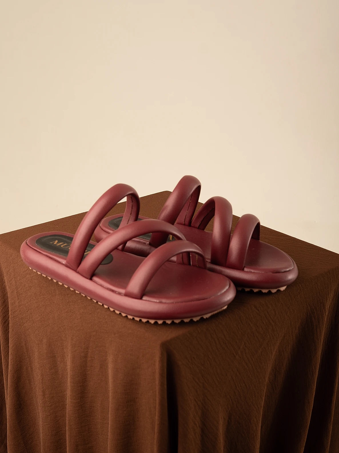 BOURBON EN BURGUNDY