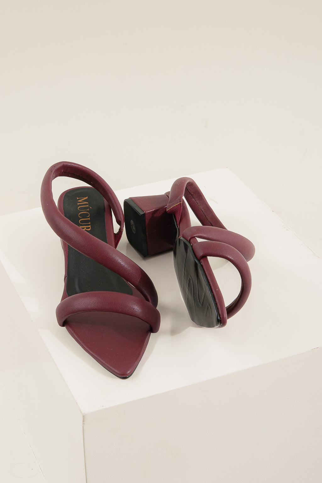 CAUCE EN BURGUNDY TACON