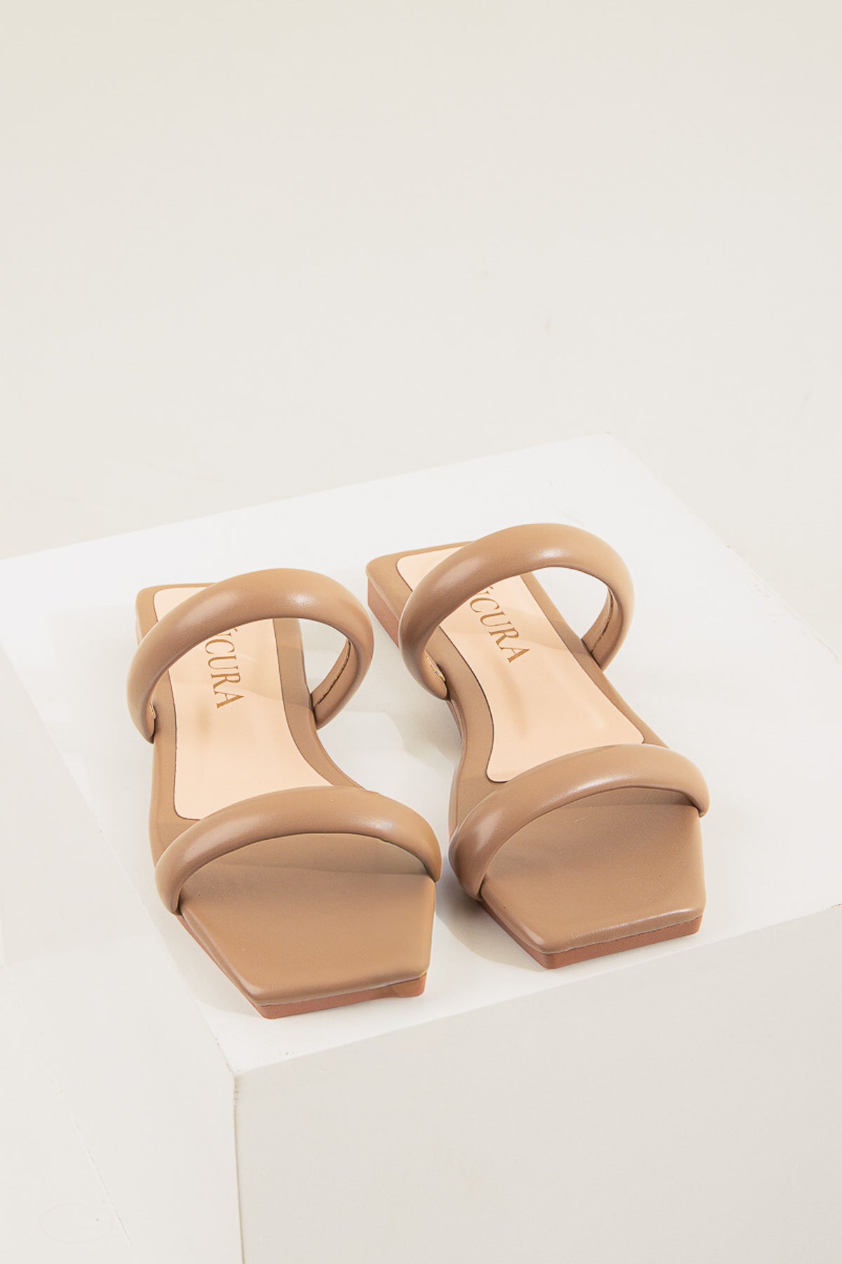 ALBA EN TAUPE SANDALIA